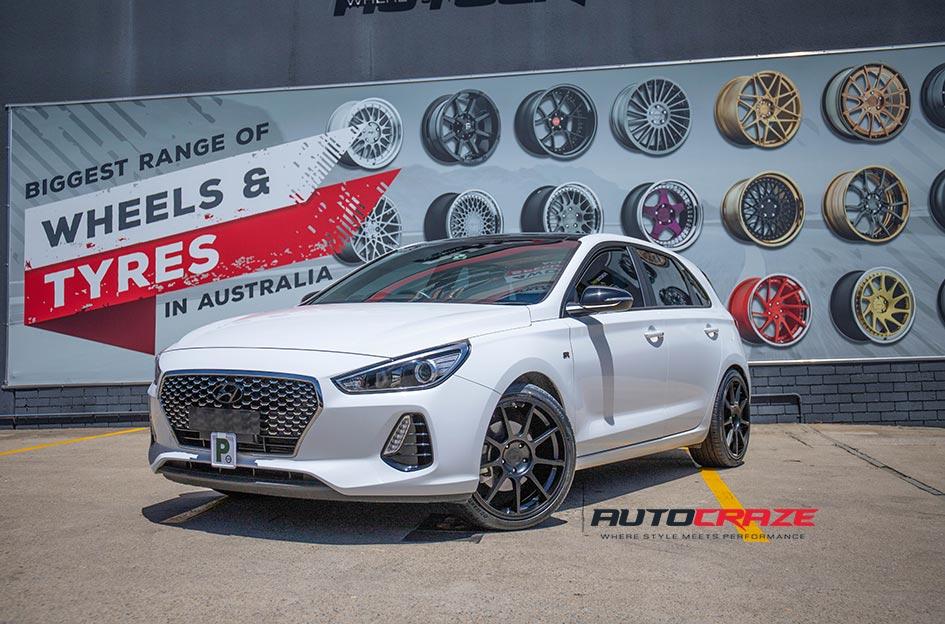 HYUNDAI I30 MR138 SATIN BLACK